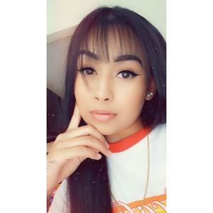 Meet your Posher, Roxanne